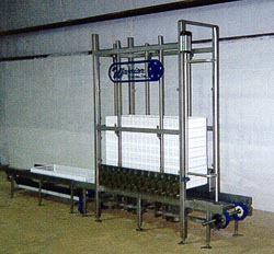 Hatchery Tray Re-stacker